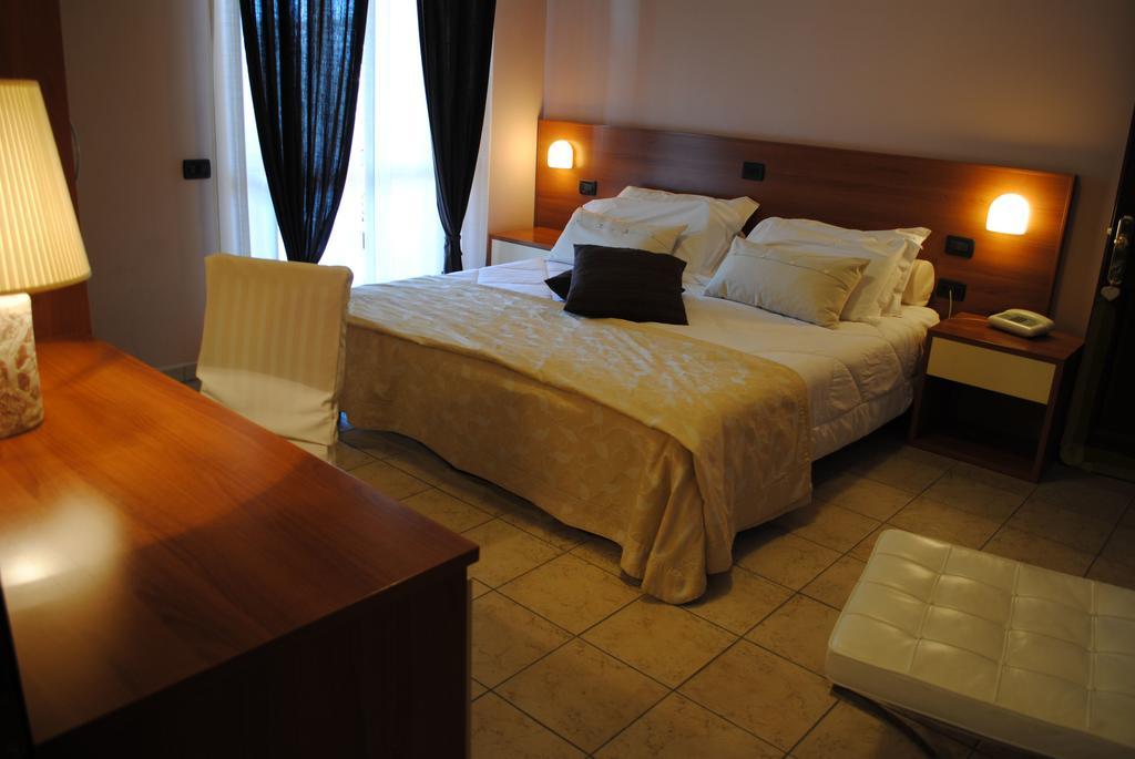 Hotel Tuscania Panoramico ห้อง รูปภาพ