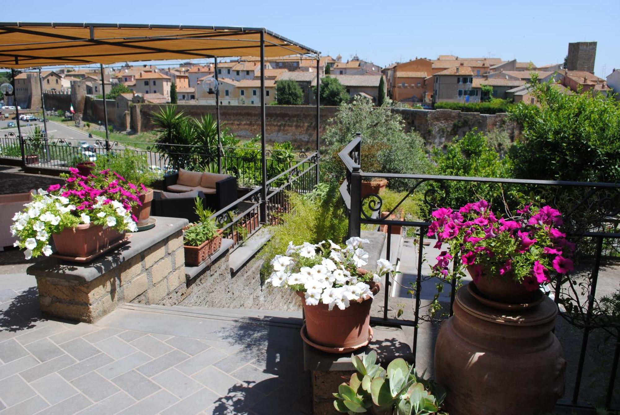Hotel Tuscania Panoramico ภายนอก รูปภาพ