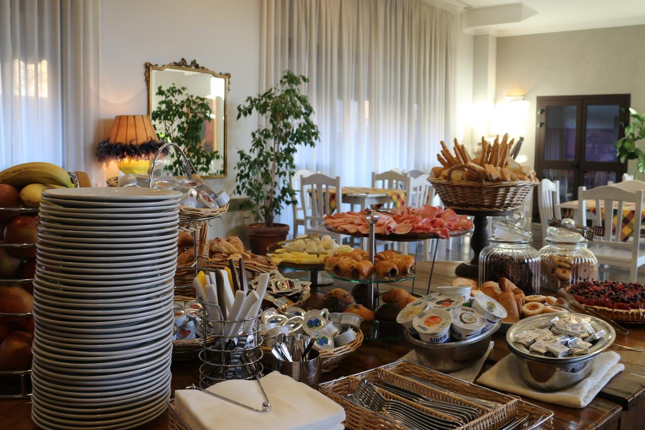 Hotel Tuscania Panoramico ภายนอก รูปภาพ